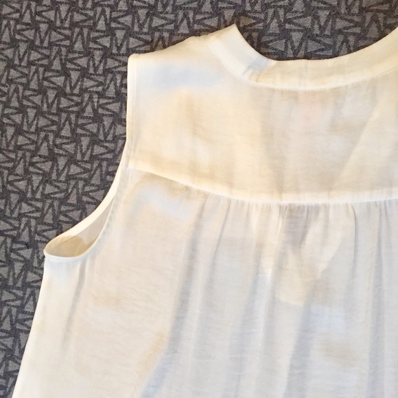 Vince Camuto Sheer V Neck Blouse - Picture 3 of 5